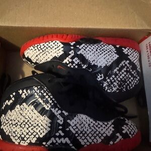 Nike little posite one